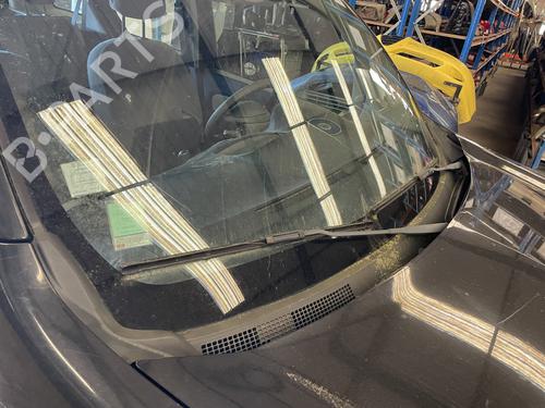 Used Front wiper motor RENAULT KANGOO / GRAND KANGOO II (KW0/1_) 1.5 dCi 90 (KW05, KW08, KW0G, KW11) (90 hp) 32667624