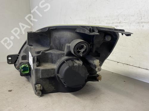 Right headlight FORD FIESTA V (JH_, JD_) 1.4 TDCi | BP26421240C29 