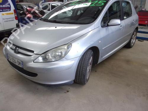 Fuse box PEUGEOT 307 (3A/C) 2.0 HDi 110 | BP26428327E1 