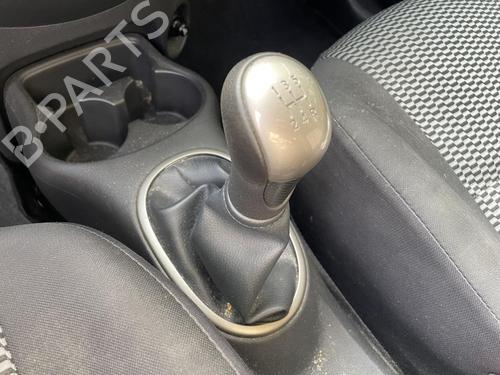 Palanca de cambios Palanca de cambios NISSAN MICRA IV (K13K, K13KK) 1.2 DIG-S (98 hp) 36752607 36752607