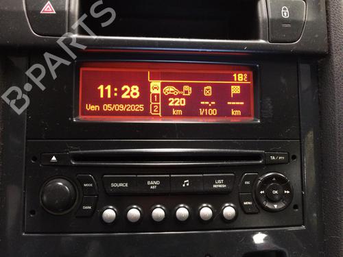 Used Radio PEUGEOT 5008 (0U_, 0E_) 1.6 HDi (110 hp) 28541775