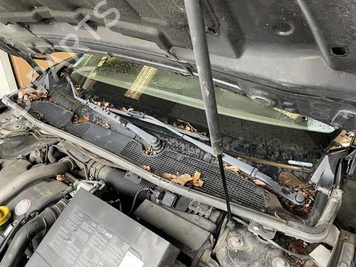 front-windshield-wiper-arm-renault-megane-iii-hatchback-bz01_-b3_-2008-32214342 main image