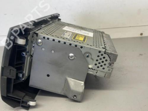 Used Radio SUZUKI SWIFT III (MZ, EZ) 1.3 DDiS (RS413D) (75 hp) 26416130