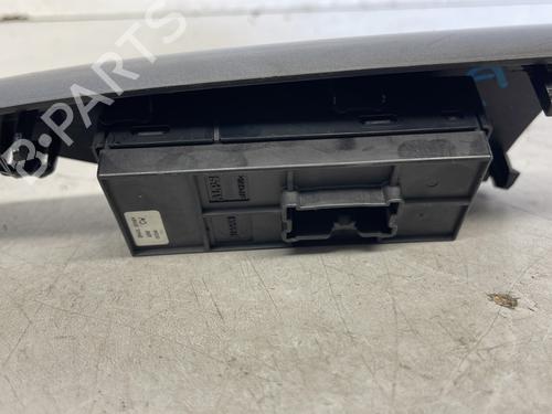 Used Right front window switch Right front window switch NISSAN JUKE (F15) 1.5 dCi (110 hp) 26423487 26423487