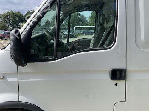 Interrupteur de vitre avant gauche RENAULT MASTER II Van (FD) 2.2 dCI 90 (90 hp) 28076302