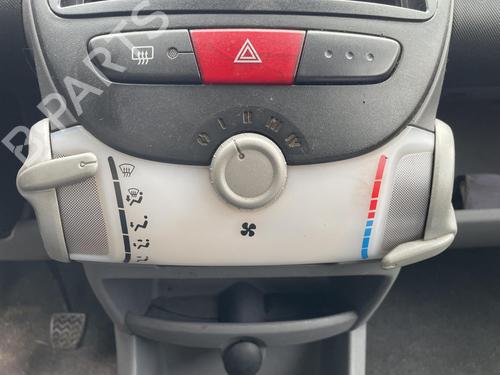 Used Climate control Climate control 38584872 38584872