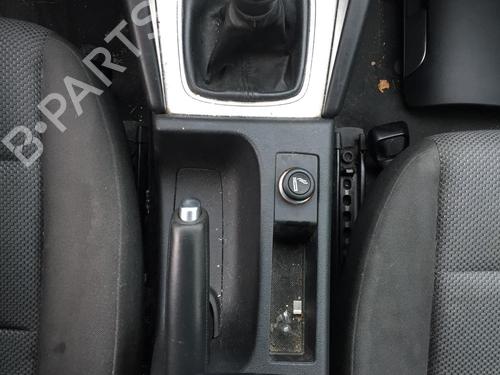 håndbremse håndbremse AUDI A3 (8P1) 1.6 TDI (105 hp) 30471374 30471374