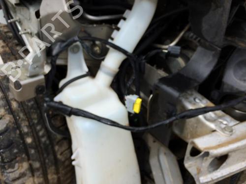 Windscreen washer tank RENAULT CLIO III (BR0/1, CR0/1) 1.5 dCi (C/BR0G, C/BR1G) | BP27896710C113 