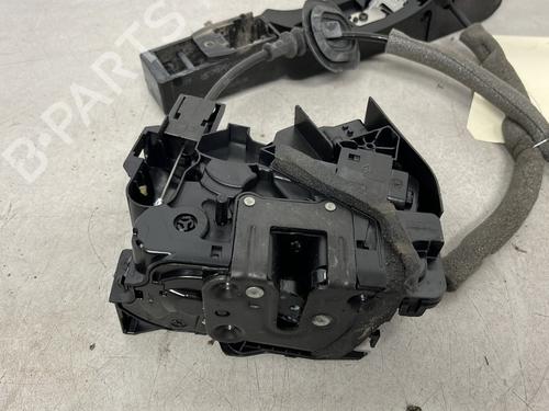 rear-right-lock-renault-megane-iv-hatchback-b9amn_-2015-32981344 main image