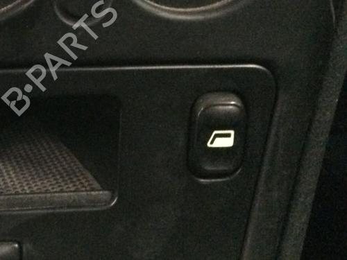 Used Right front window switch CITROËN XSARA (N1) 1.4 HDi (68 hp) 26411858