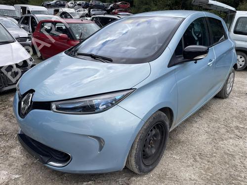 capot-renault-zoe-bfm_-2012-39110931 main image