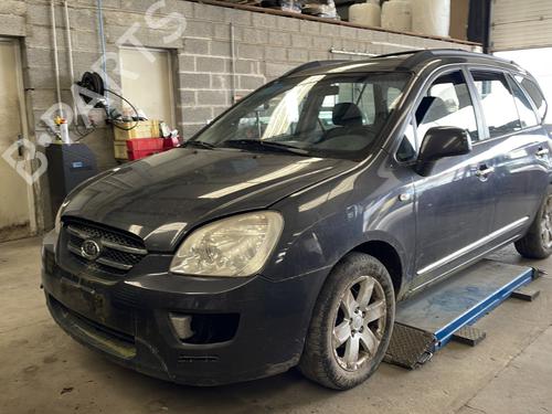 Left headlight KIA CARENS III MPV (UN) 2.0 CRDi 140 | BP26412212C28 - Image 15