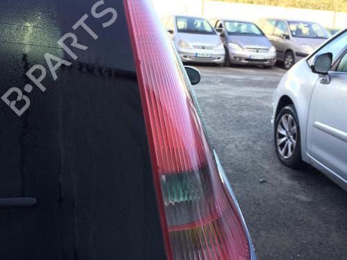 Used Right taillight PEUGEOT 206 SW (2E/K) 1.4 HDi (68 hp) 28809066