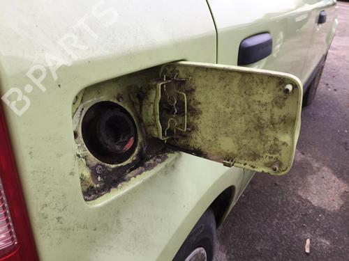 Tapa exterior combustible FIAT PANDA (169_) 1.2 (169.AXB11, 169.AXB1A) | BP30132433C131