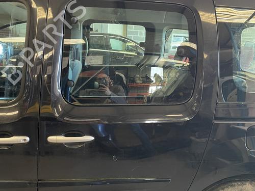 Venstre side skydedør RENAULT KANGOO / GRAND KANGOO II (KW0/1_) 1.5 dCi 90 (KW05, KW08, KW0G, KW11) (90 hp) 32516706