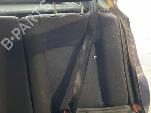 Used Rear left seatbelt VW POLO III (6N1) 55 1.3 (55 hp) 31883296