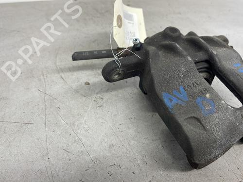 Used Right front brake caliper NISSAN NOTE (E12) 1.5 dCi (90 hp) 26415037