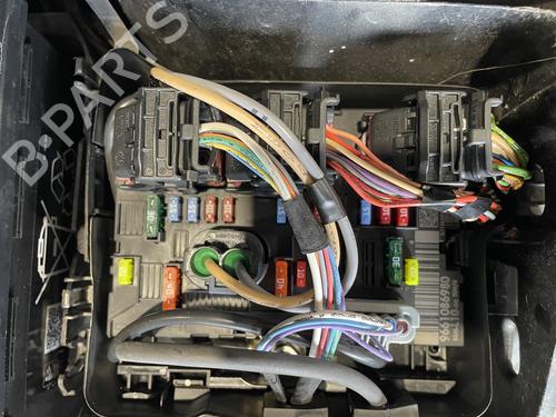 Used Fuse box Fuse box PEUGEOT 207 (WA_, WC_) 1.6 HDi (90 hp) 33204425 33204425