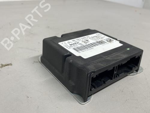 Calculateur Airbags PEUGEOT 208 I (CA_, CC_) 1.4 HDi (68 hp) 26421446