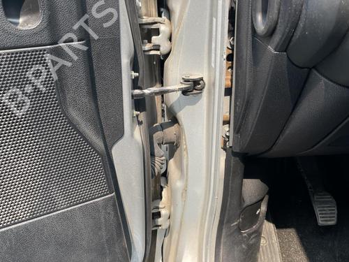 Charnière/Limiteur de porte FORD FIESTA V (JH_, JD_) 1.3 (69 hp) 26458499