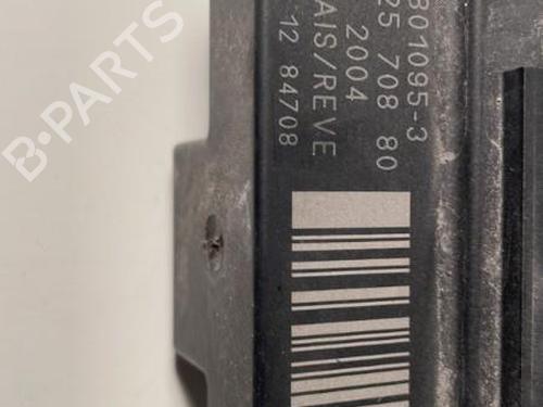 Used Electronic module PEUGEOT 308 II (LB_, LP_, LW_, LH_, L3_) 1.6 BlueHDi 120 (120 hp) 26427446