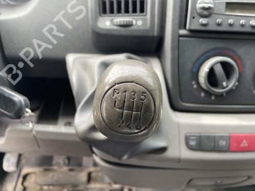 Used Gear lever Gear lever CITROËN JUMPER II Van 2.2 HDi 120 (120 hp) 35927031 35927031