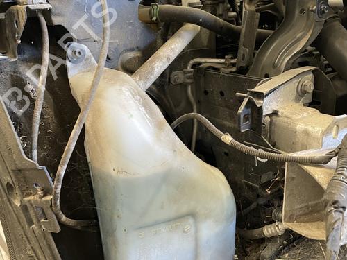 Used Windscreen washer tank Windscreen washer tank RENAULT SCÉNIC III (JZ0/1_) 1.2 TCe (116 hp) 33688442 33688442