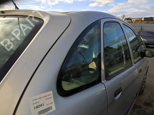 Panel rude bagtil højre CITROËN XSARA PICASSO (N68) 2.0 HDi (90 hp) 30593524