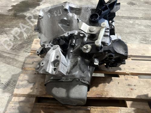 Gearbox CITROËN C4 CACTUS 1.2 VTi 82 | BP32268826M3 - Image 2