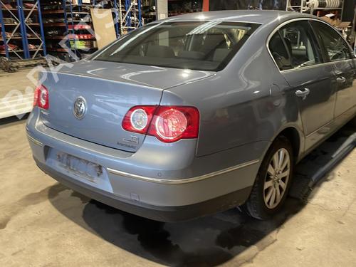 Left headlight VW PASSAT B7 (362) 1.6 TDI | BP26412772C28 - Image 13