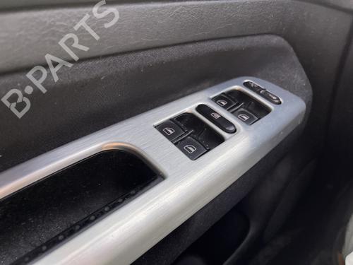 Used Left front window switch Left front window switch 36784146 36784146