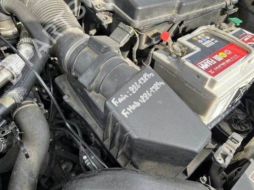 Used Air filter box Air filter box CITROËN C5 II (RC_) 2.2 HDi (RC4HXE) (133 hp) 33475291 33475291