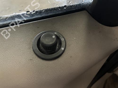 Spejlkontakt RENAULT SCÉNIC II (JM0/1_) 1.9 dCi (JM0G, JM12, JM1G, JM2C) (120 hp) 31583902