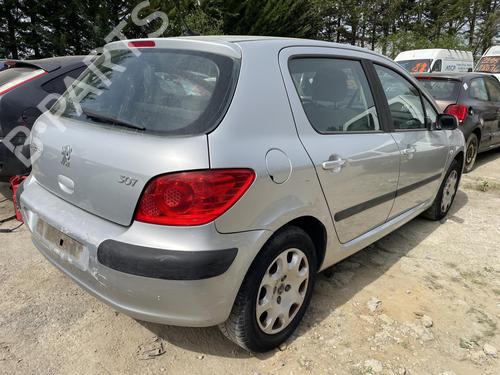 Used Fuse box Fuse box PEUGEOT 307 (3A/C) [2000-2012] 36285855 36285855