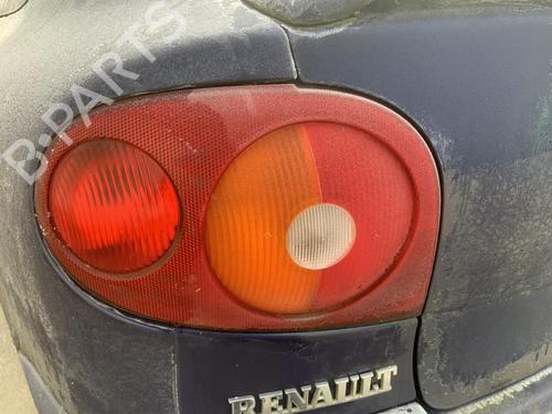 Used Left taillight RENAULT MEGANE I Coach (DA0/1_) 1.6 16V (DA0B, DA04, DA11) (107 hp) 26422573