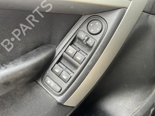 Used Left front window switch Left front window switch 36653238 36653238