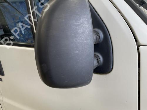 Used Right mirror Right mirror 26422481 26422481