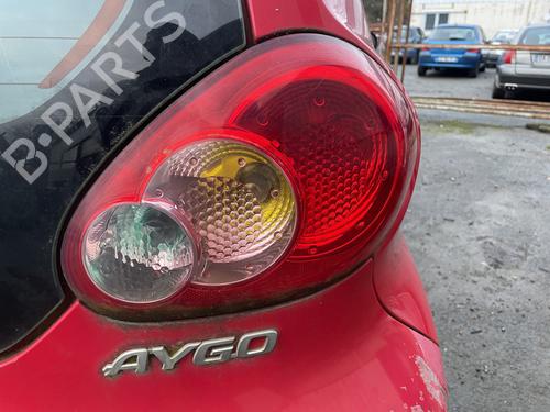 Used Right taillight TOYOTA AYGO (_B1_) 1.0 (KGB10_, KGB10R) (68 hp) 31376856