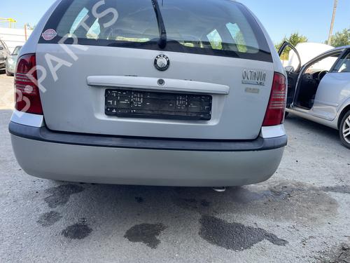 Rear bumper SKODA OCTAVIA I Combi (1U5) 1.6 1U9807421B