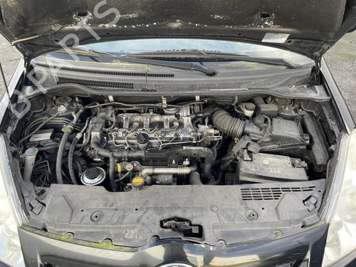 Used Hood lock TOYOTA COROLLA Verso (ZER_, ZZE12_, R1_) 2.2 D-4D (AUR10_, AUR10R) (136 hp) 31981805