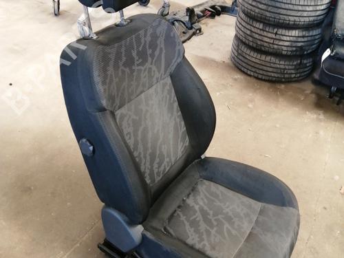 Left front seat PEUGEOT 3008 I MPV (0U_) 2.0 HDi 150 / BlueHDi 150 | BP26426271C15 