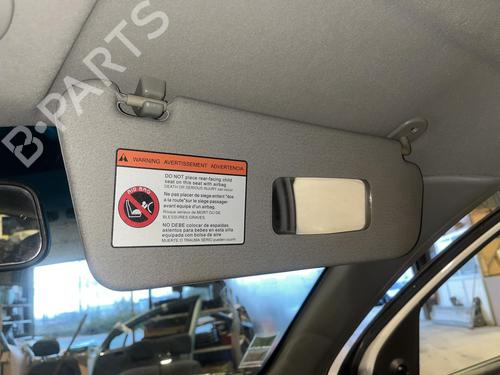 Used Right sun visor Right sun visor CHEVROLET AVEO / KALOS Hatchback (T250, T255) 1.2 LPG (84 hp) 31904329 31904329