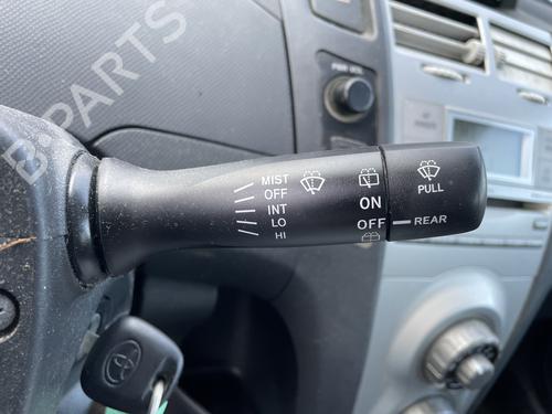 Used Steering column stalk TOYOTA YARIS (_P9_) 1.4 D-4D (NLP90_, NLP90R) (90 hp) 26599379