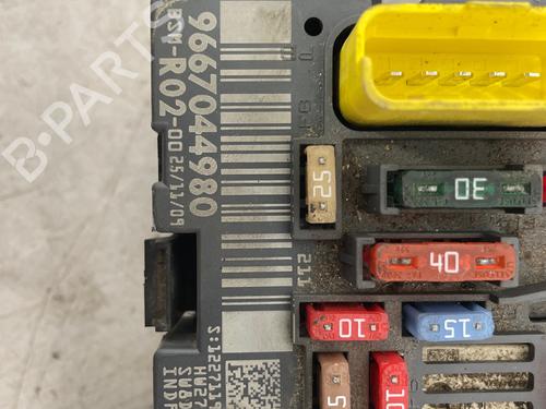 Fuse box CITROËN C5 III (RD_) 1.6 HDi 110 (RD9HZC) | BP29587710E1 - Image 2