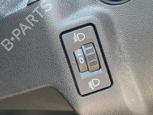 Used Headlight switch Headlight switch 38109259 38109259