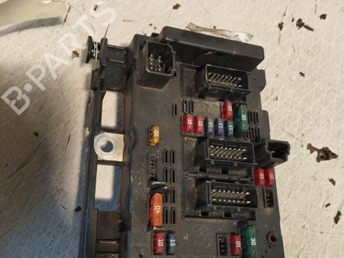 Used Fuse box Fuse box PEUGEOT 206 Hatchback (2A/C) 1.4 i (75 hp) 26427566 26427566