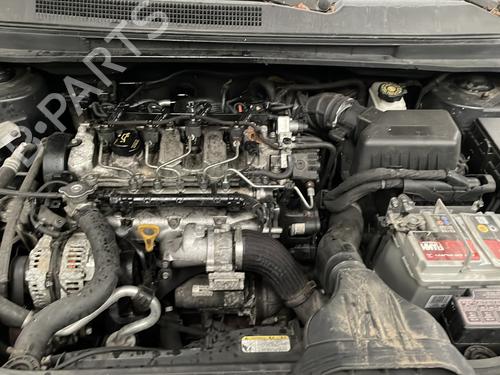 Left headlight KIA CARENS III MPV (UN) 2.0 CRDi 140 | BP26412212C28 - Image 12