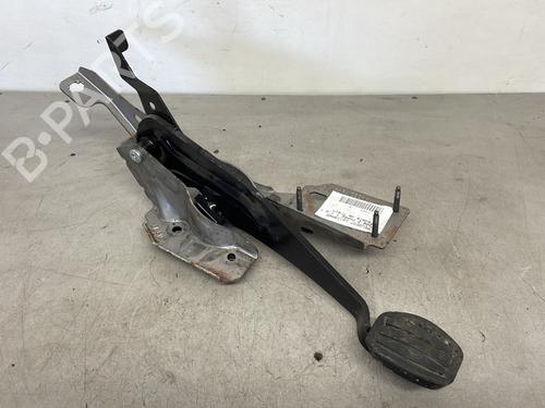 Used Break pedal Break pedal PEUGEOT 308 II (LB_, LP_, LW_, LH_, L3_) 1.6 THP 125 (125 hp) 29425842 29425842