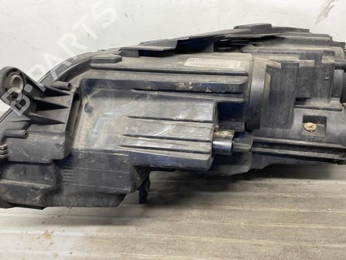 Used Right headlight Right headlight VW PASSAT B7 Variant (365) 1.6 TDI (105 hp) 31322460 31322460
