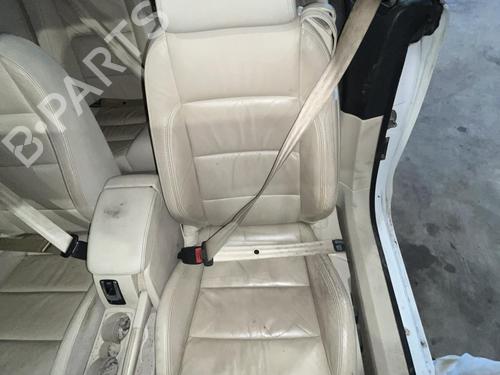 Mittelkonsole für VW EOS (1F7, 1F8) 2.0 TDI (140 hp) 31275048